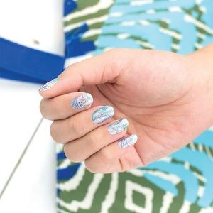 Color Street 💖RETIRED💖 Water You Up To?